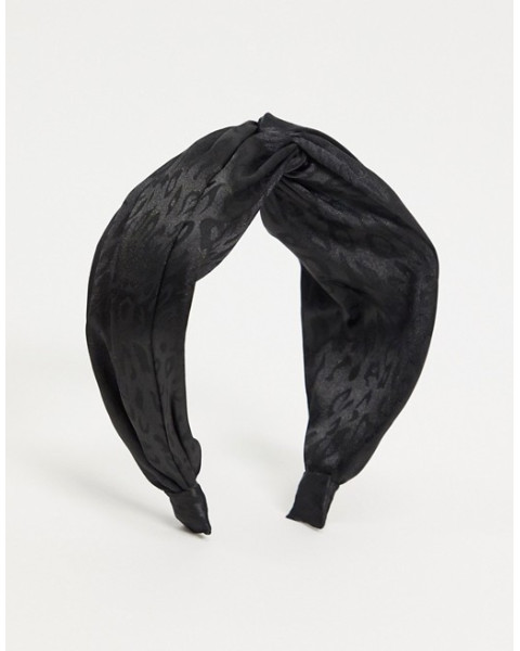Twist headband in black leopard satin  